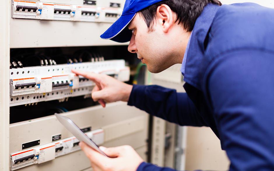 électricien dans le bâtiment Paris 7